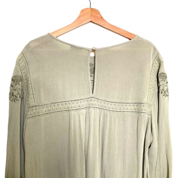 Torrid Blouse Womens Size 2X Plus Green Embroidered Floral Long Sleeve Top - Picture 5 of 14